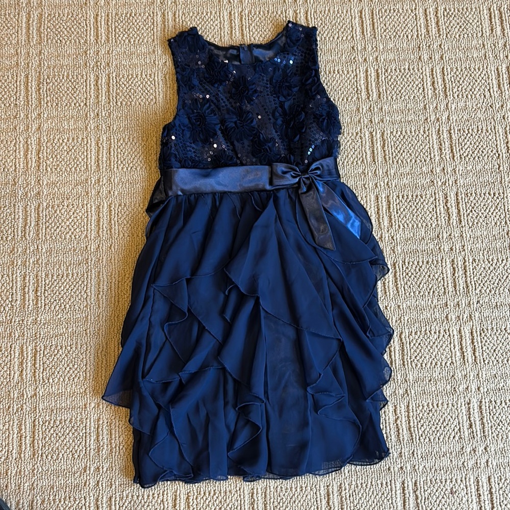 Girls dress